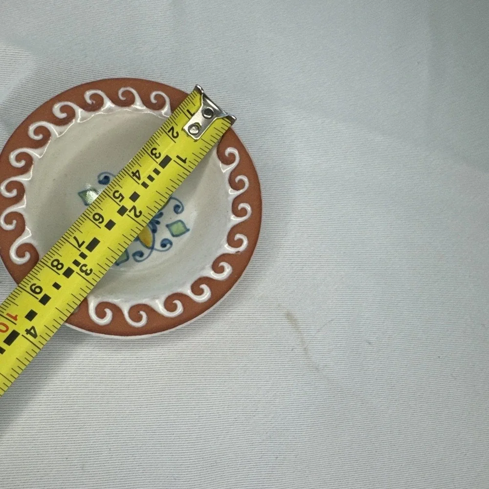 Hand Painted Ceramic 3.5 Inch Bowl Made in‎ Italy